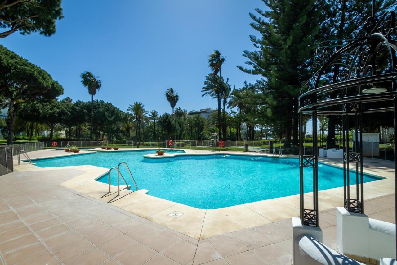Marbella Banus Suites - Bird Of Paradise Playas Del Duque Banus Suite Apartment エクステリア 写真